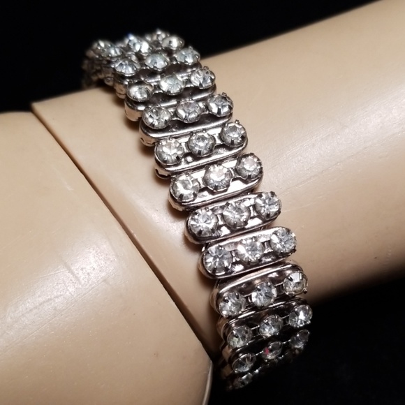 Vintage Mid Century British Hong Kong Rhinestone Accordion Stretch Bracelet - Picture 10 of 13
